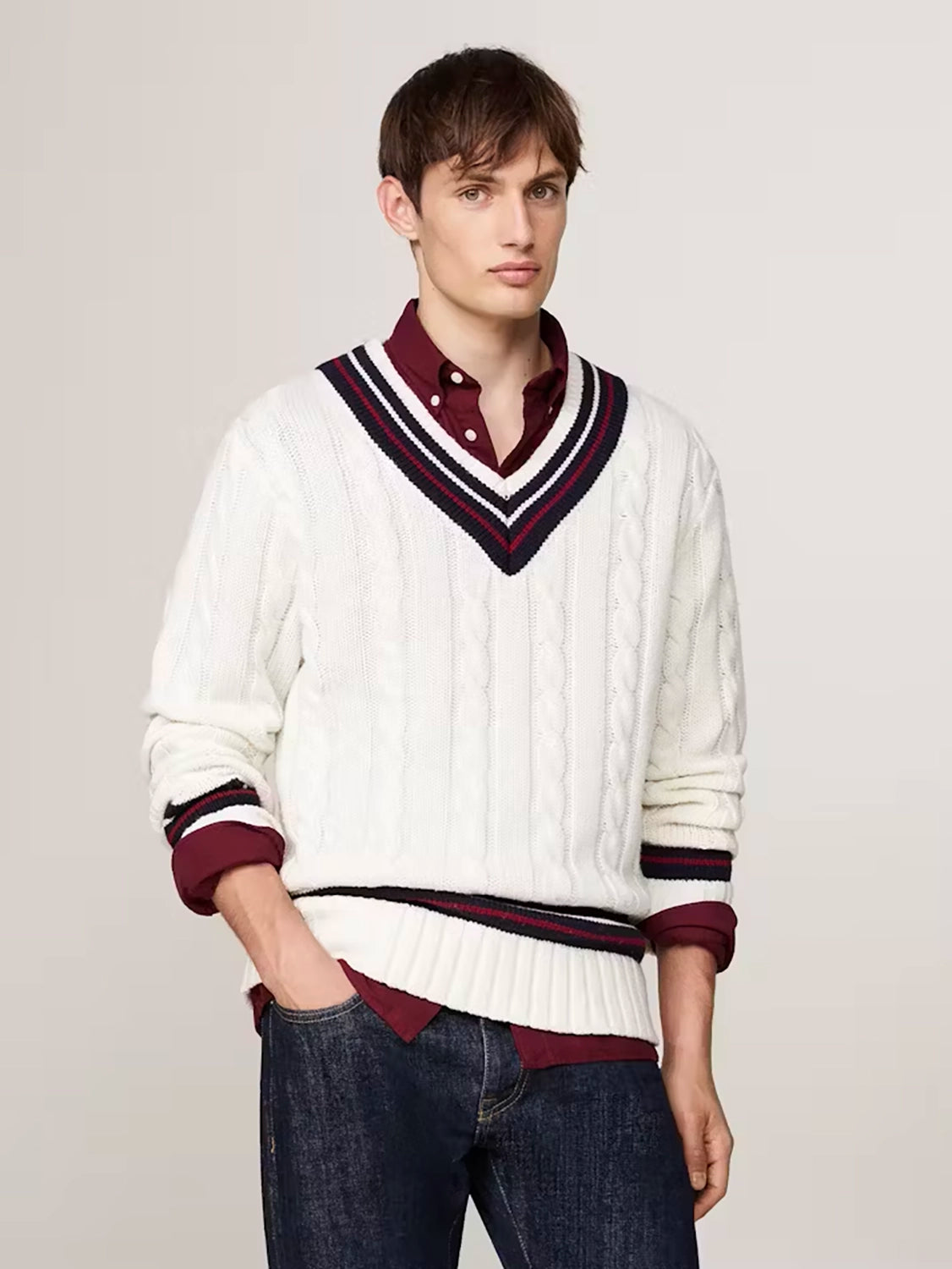 TOMMY HILFIGER WOOL BLEND GIFTING CABLE CRICKET V NECK KNIT MW0MW36557