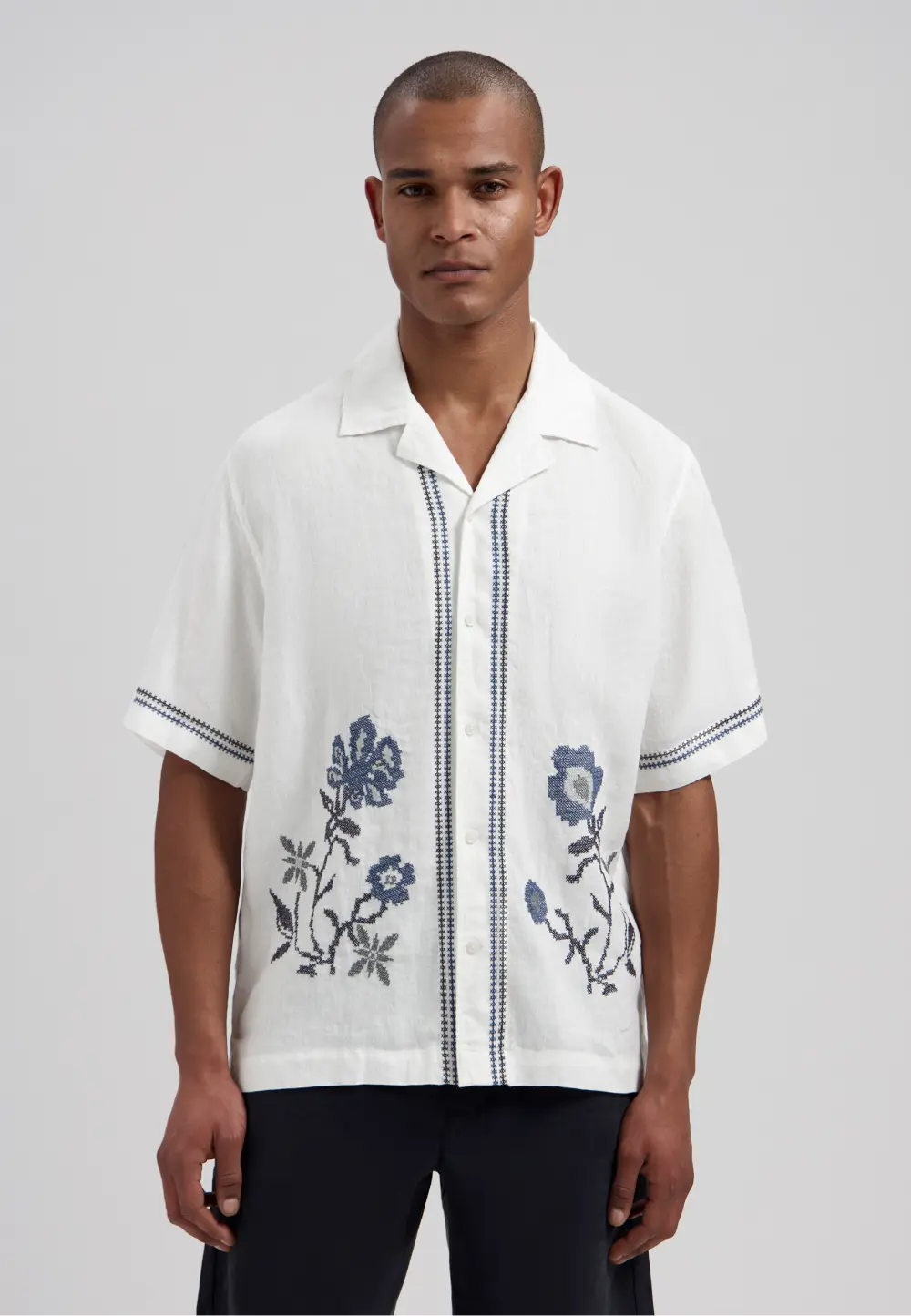 DSTREZZED HERO ARTWORK EMBROIDERED S/S SHIRT 311525
