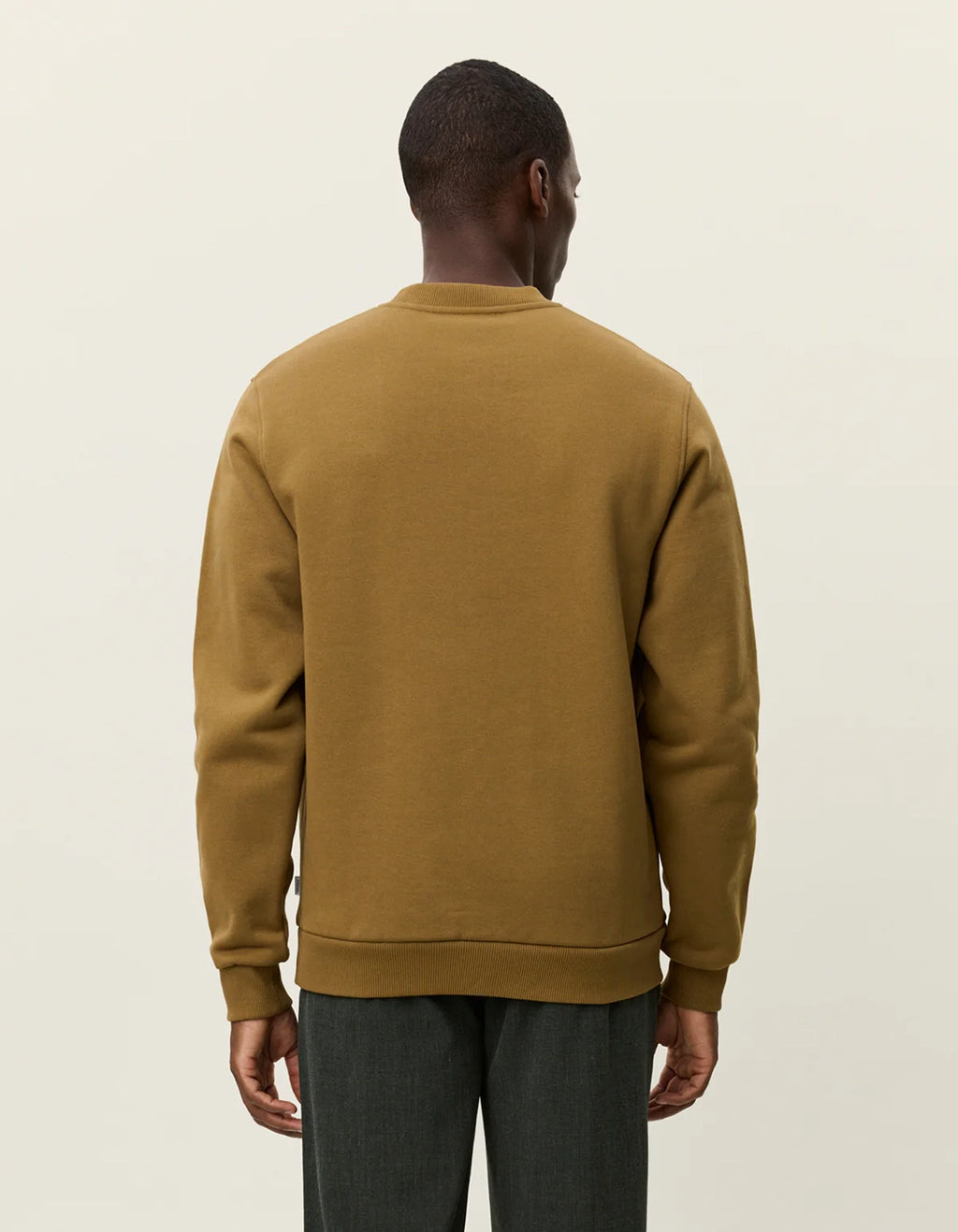 LES DEUX BRADY LD PATCH CREW NECK SWEATSHIRT 1001045