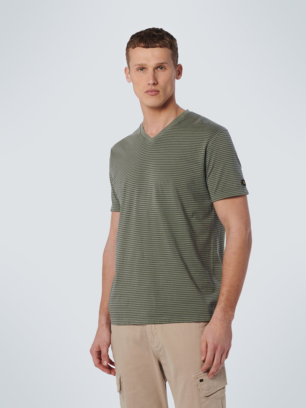 NO EXCESS STRIPE V-NECK T-SHIRT 19350320