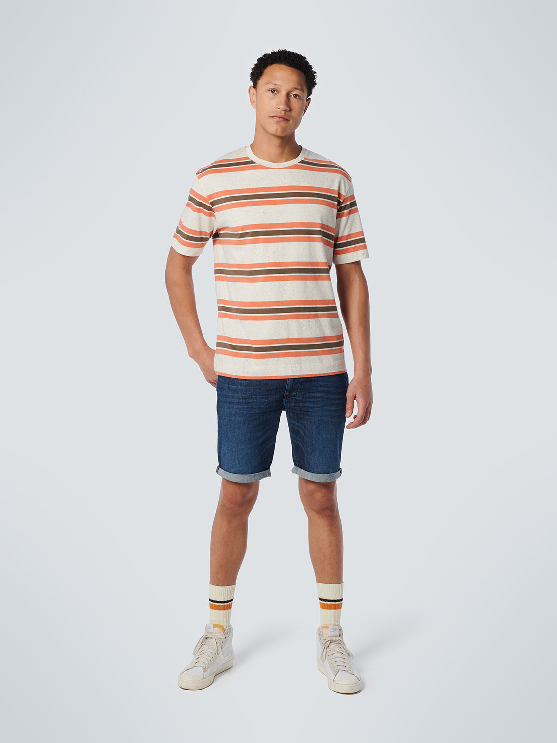 NO EXCESS MULTI COLOUR STRIPE CREWNECK T-SHIRT 19350354