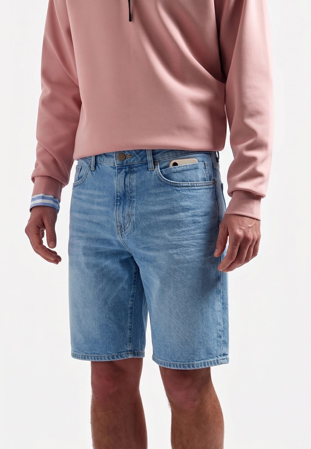No Excess Relaxed Fit Denim Short in Bleach Denim