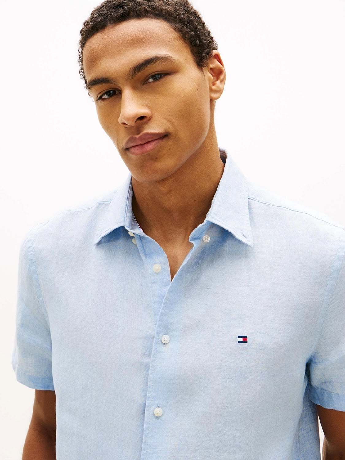 Tommy Hilfiger 100% Linen Short Sleeve Shirt in Breezy Blue