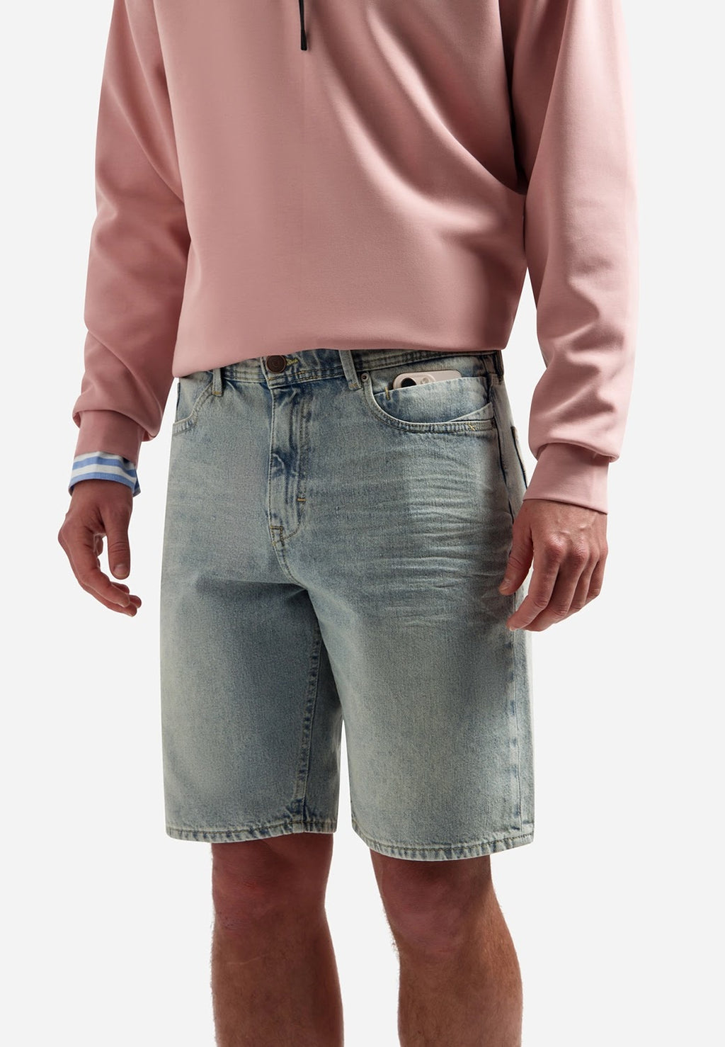 No Excess Relaxed Fit Denim Short in Stone Used Denim