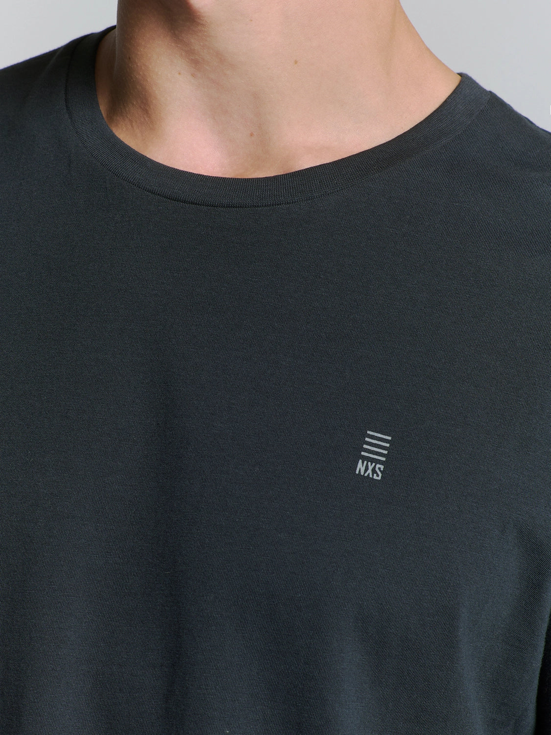 NO EXCESS SOLID CREW NECK TSHIRT 27340101SN