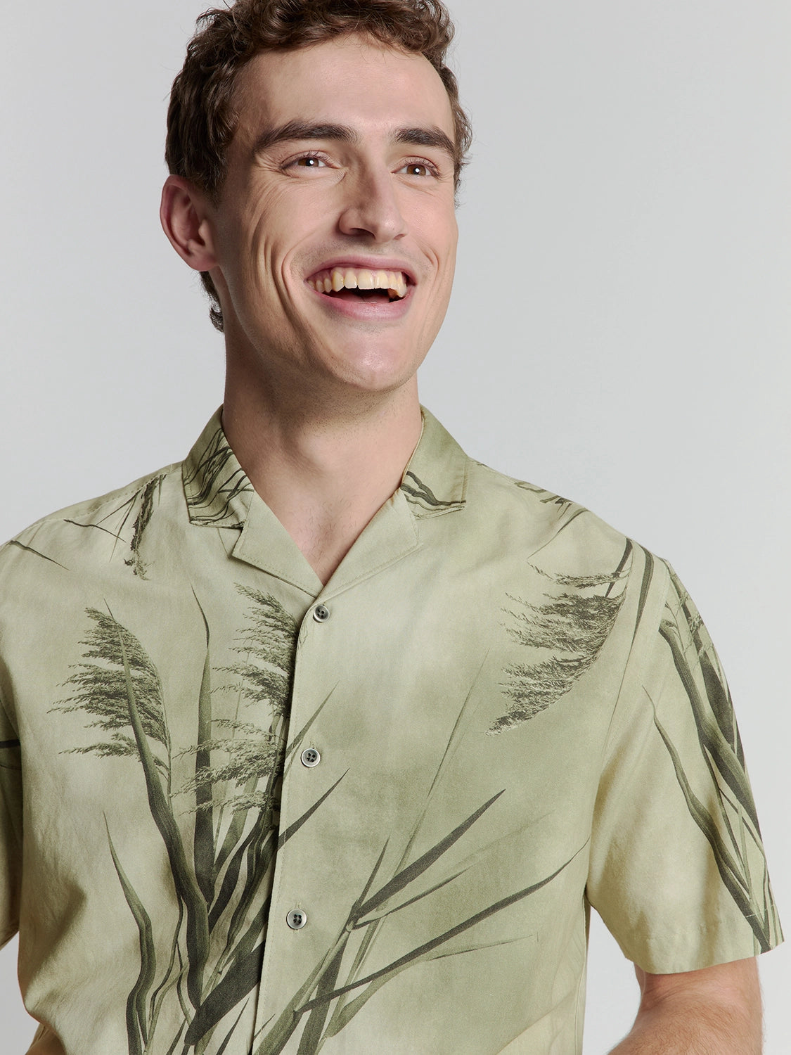 NO EXCESS AOP REVERSE COLLAR S/S SHIRT 27440333