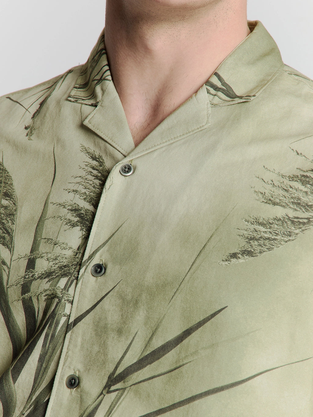 NO EXCESS AOP REVERSE COLLAR S/S SHIRT 27440333
