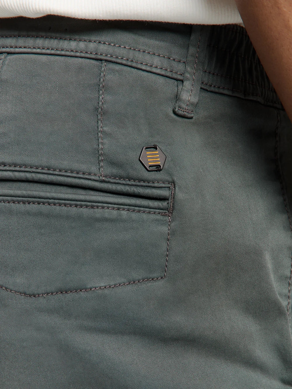 NO EXCESS GARMENT DYED STRETCH TWILL CHINO SHORT 278190306SN