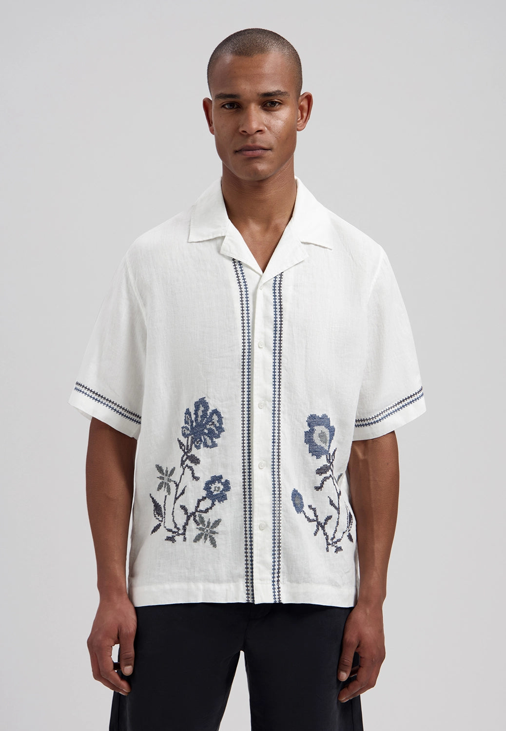DSTREZZED HERO ARTWORK EMBROIDERED S/S SHIRT 311525