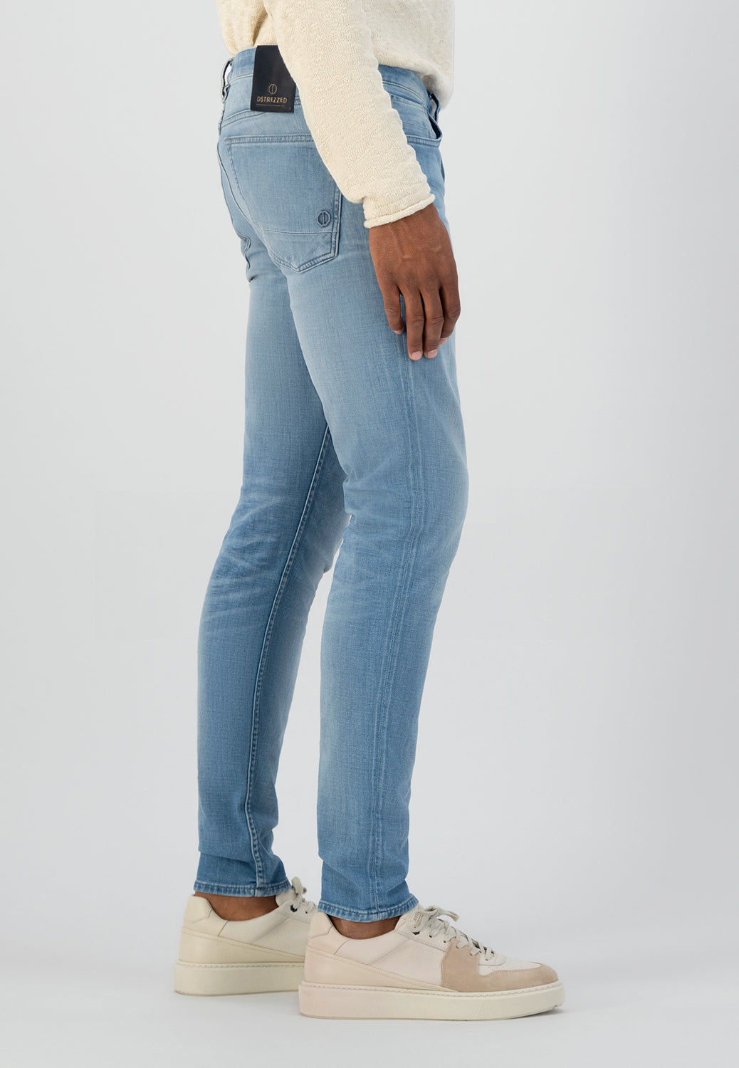 DSTREZZED SIR B TAPERED FIT STRETCH DENIM JEAN 551244D – Hartfords Menswear