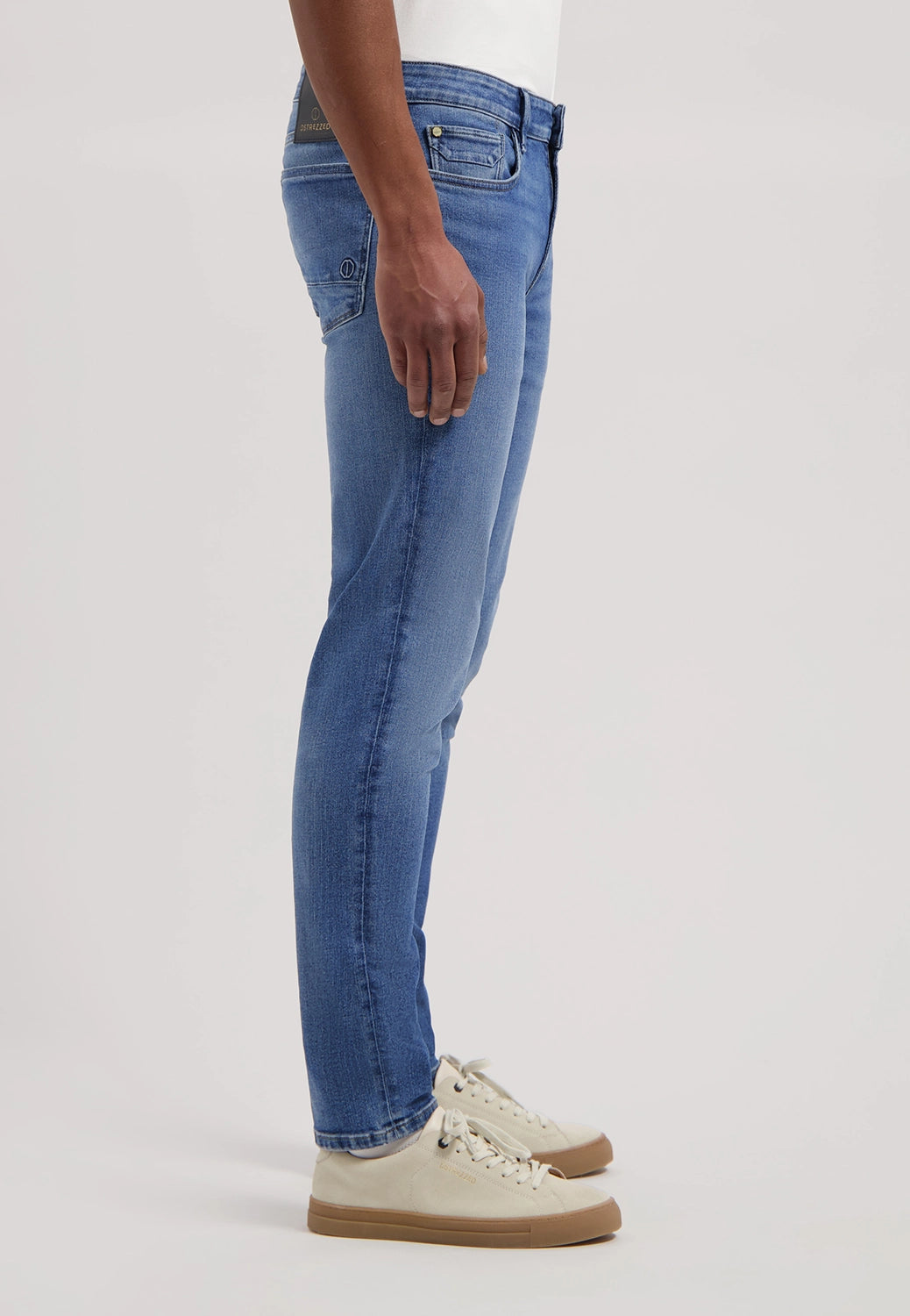 DSTREZZED LANCASTER 5 POCKET SLIM JEAN 551540