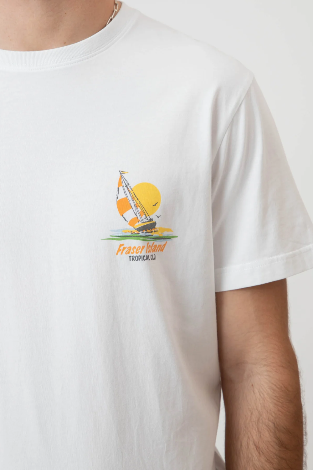 MR SIMPLE FRASER ISLAND REGINALD TEE M01043103