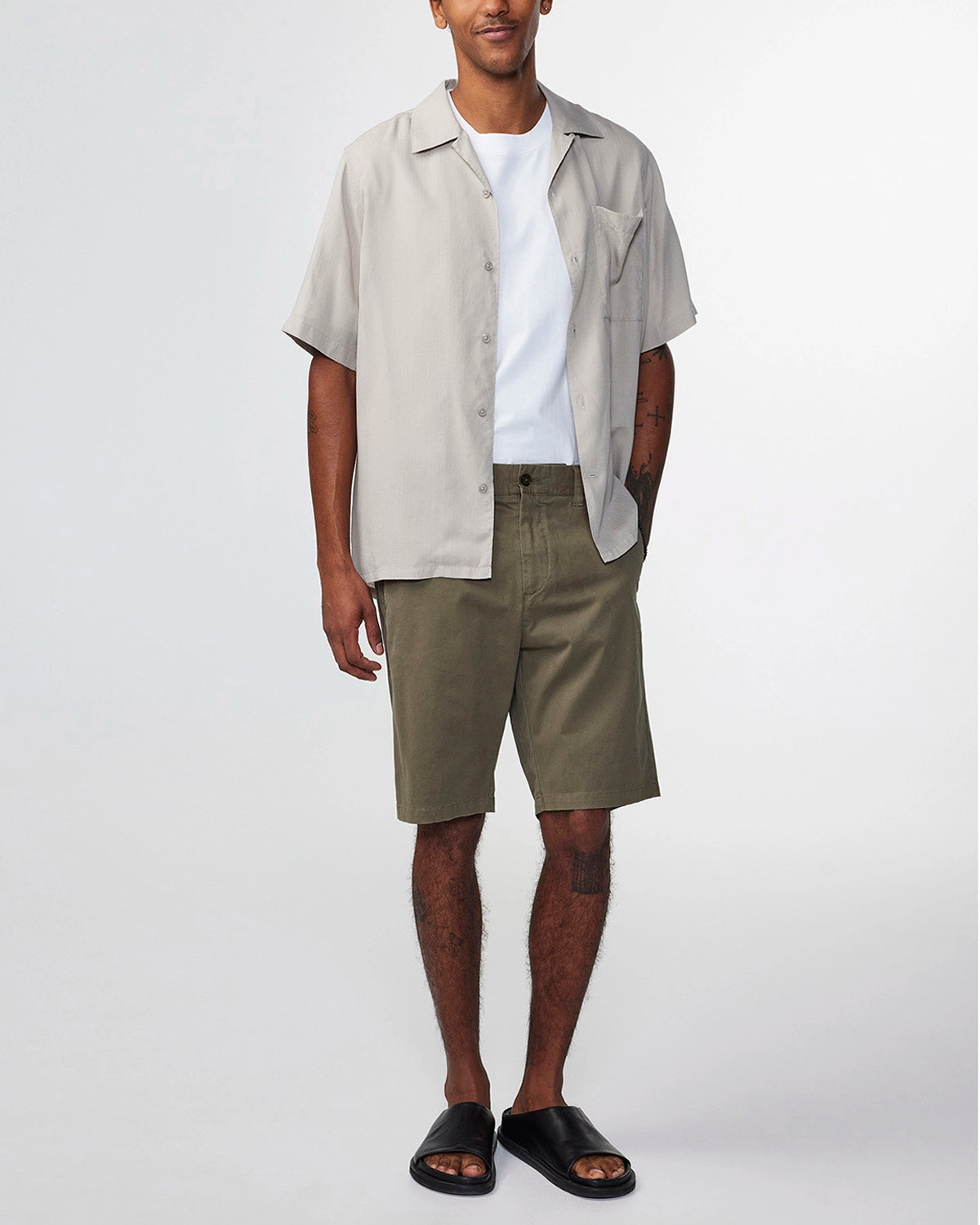 NN07 CROWN STRETCH BRUSHED COTTON TWILL STRAIGHT LEG SHORTS 1090