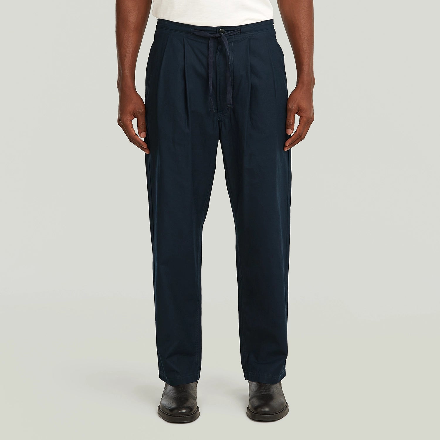 GSTAR DOUBLE PLEATED TRSOR SATEEN LINEN CHINO D28936