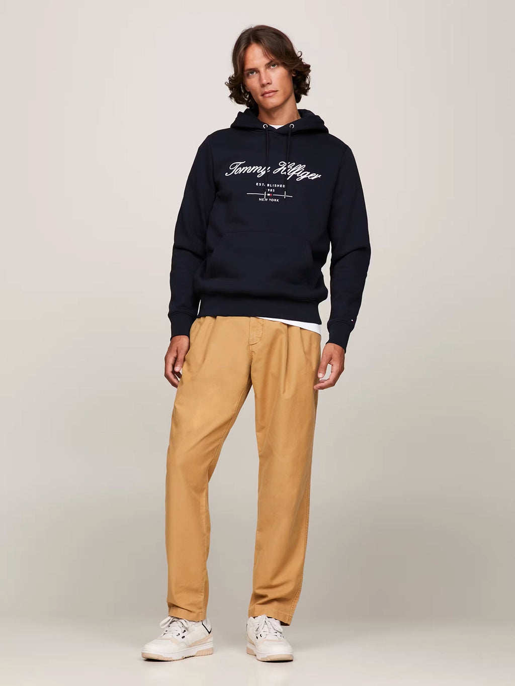 TOMMY HILFIGER SCRIPT LOGO HOODY MW0MW33631
