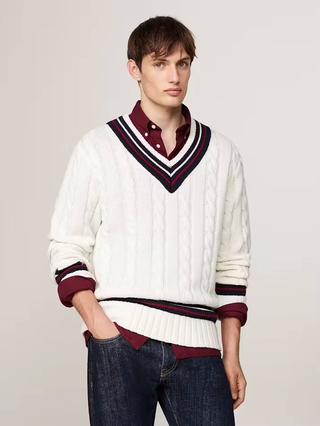 TOMMY HILFIGER WOOL BLEND GIFTING CABLE CRICKET V NECK KNIT MW0MW36557