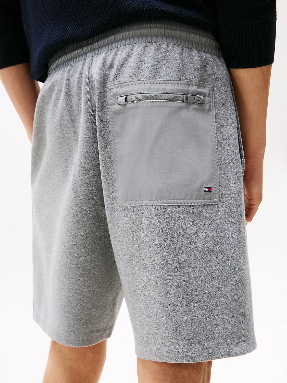 TOMMY HILFIGER SMALL EMBOSSED SWEAT SHORT MW0MW39687