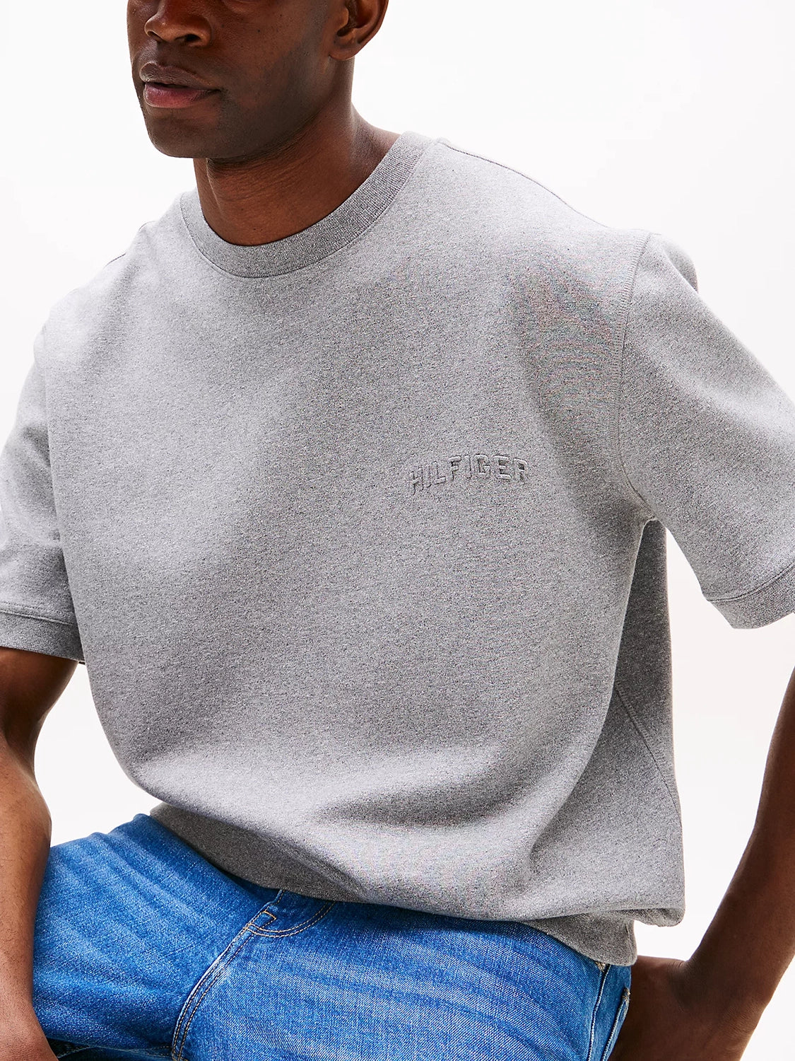 TOMMY HILFIGER SMALL EMBOSSED S/S SWEATSHIRT MW0MW39864