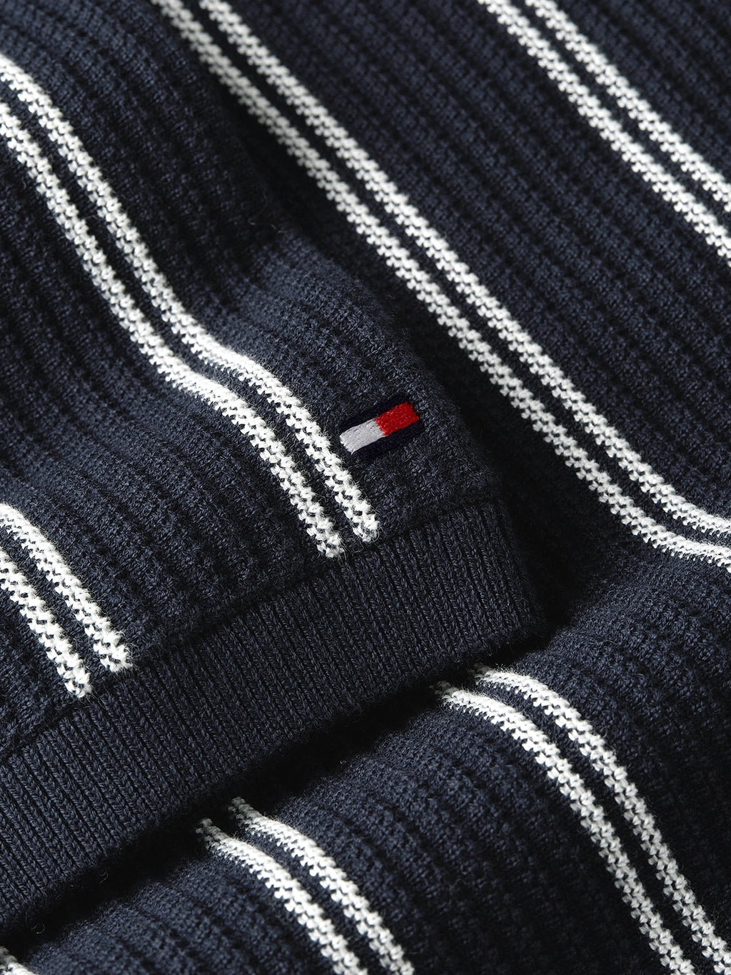 TOMMY HILFIGER KNITTED VERTICAL STRIPE POLO MW0MW41949