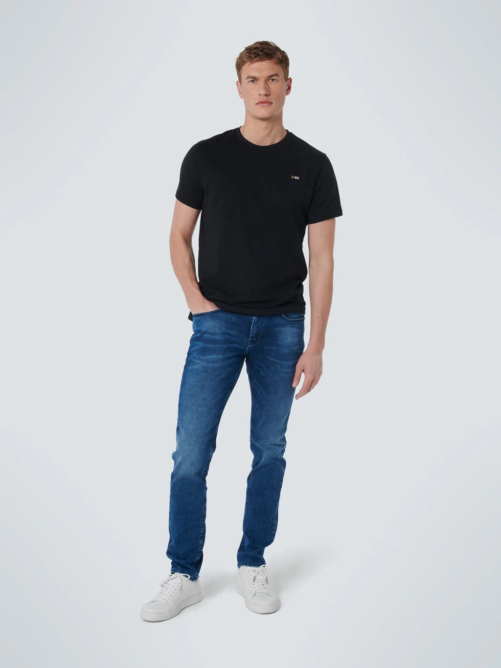 NO EXCESS 711 REGULAR SLIM STRAIGHT STRETCH DENIM JEAN N711D96N