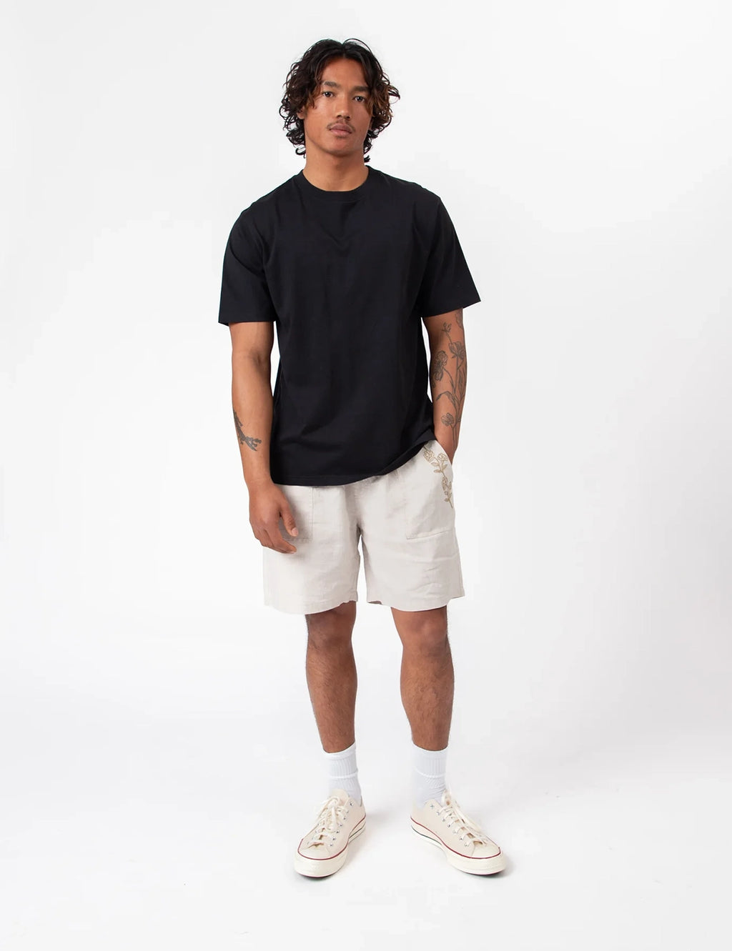 MR SIMPLE HUCK EMBROIDERED LINEN SHORT M103710