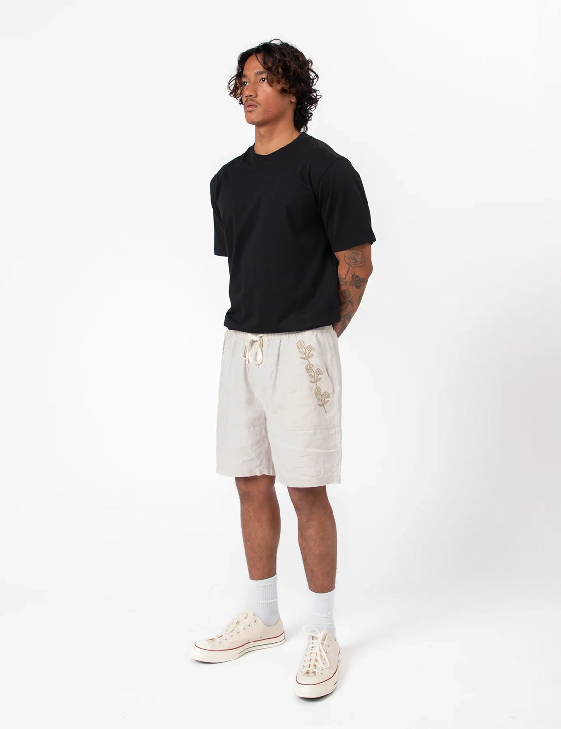 MR SIMPLE HUCK EMBROIDERED LINEN SHORT M103710