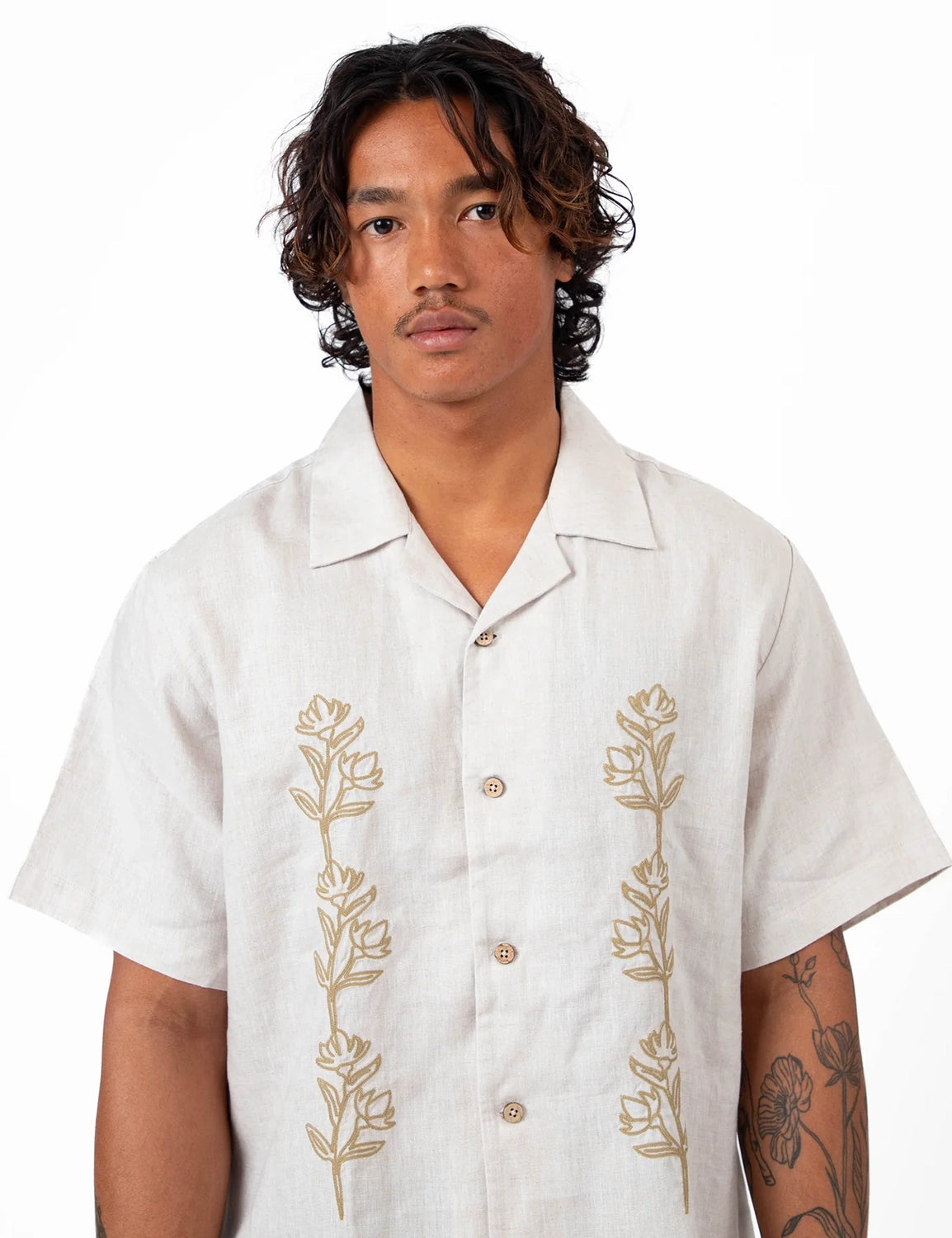 MR SIMPLE HUCK EMBROIDERED LINEN S/S SHIRT M043810