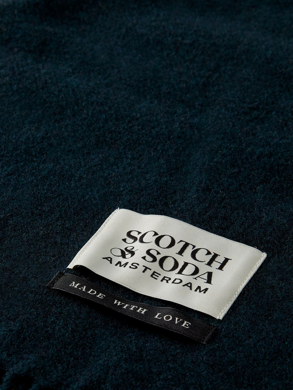 SCOTCH & SODA VIRGIN WOOL FRINGED SCARF SAS169440