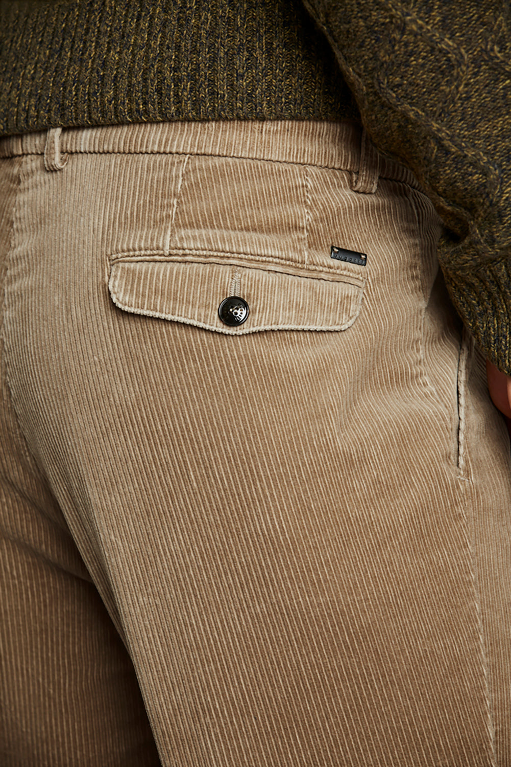 BUGATTI ITALIAN STRETCH CORDUROY TAPERED TROUSER 46376
