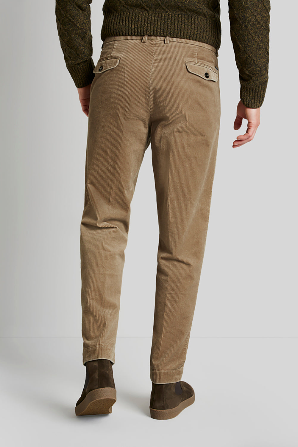 BUGATTI ITALIAN STRETCH CORDUROY TAPERED TROUSER 46376