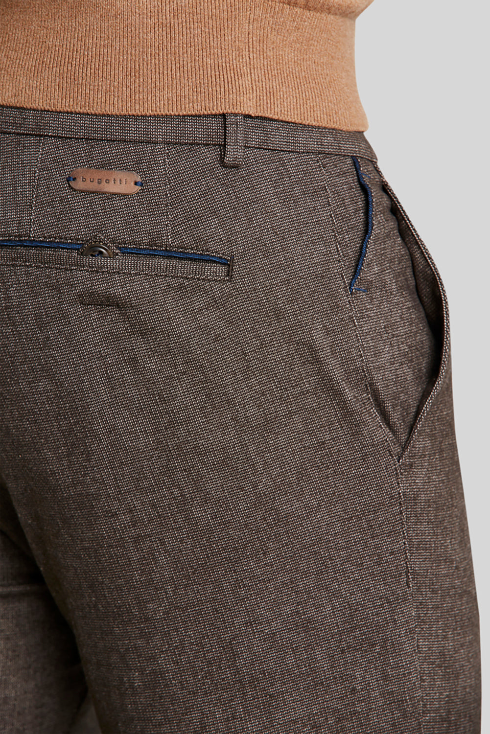 BUGATTI STRETCH TEXTURED COTTON MODERN FIT CHINO 46112