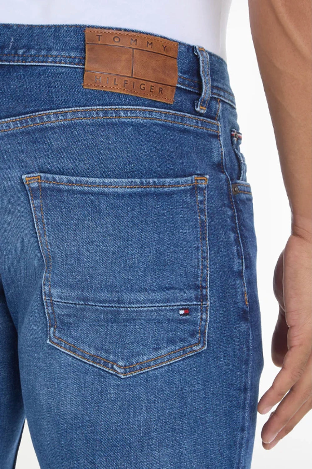 TOMMY HILFIGER DENTON STRAIGHT FIT STRETCH DENIM JEAN MW0MW35714