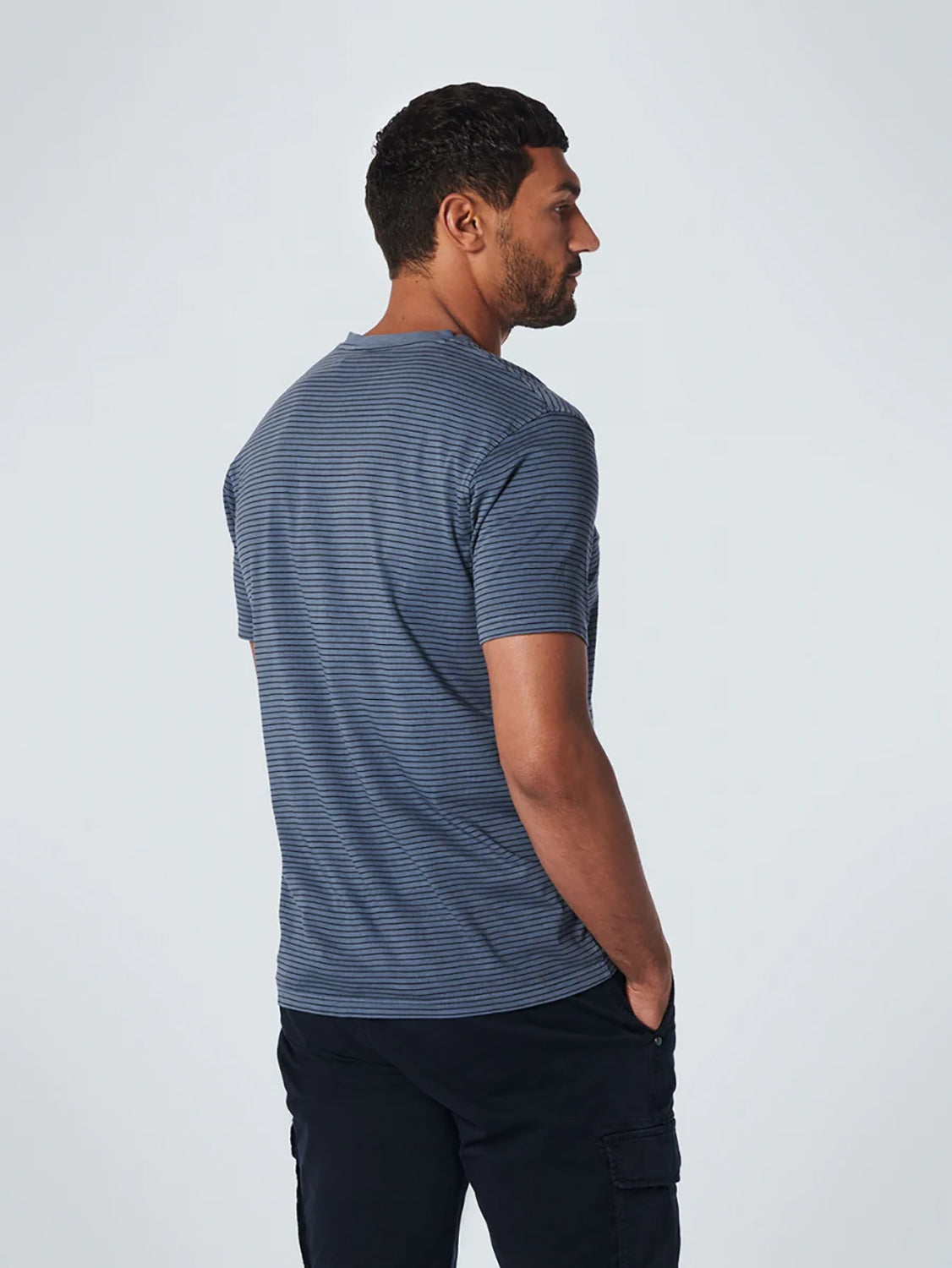 NO EXCESS STRIPE V-NECK T-SHIRT 19350320