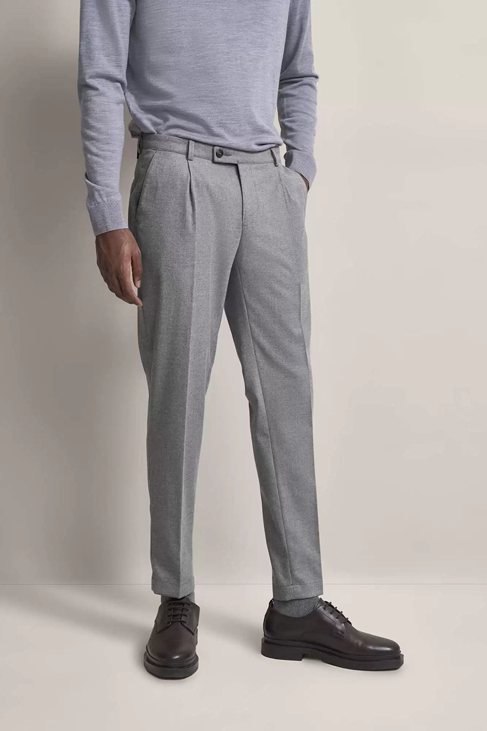 BUGATTI SINGLE PLEAT TAPERED FLANNEL STRETCH TROUSER 66181B