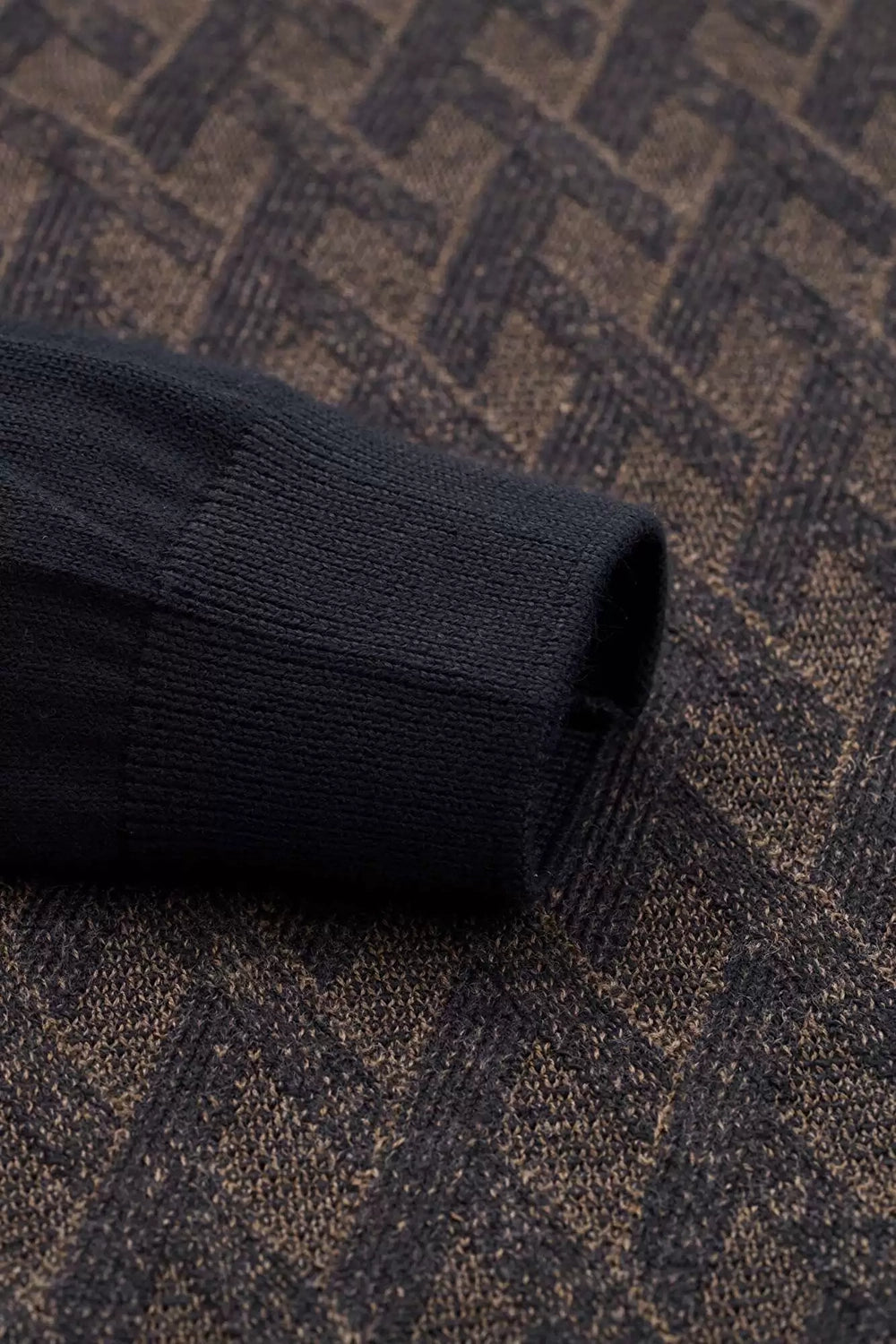 BUGATTI COTTON BLEND DIAMOND CREW NECK KNIT 65530B