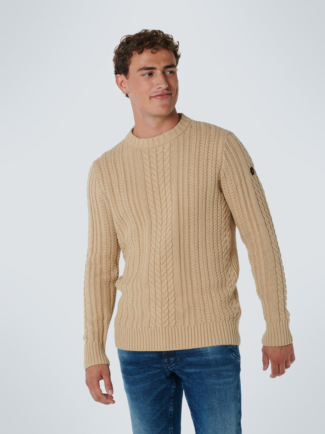 NXS CREW NECK CABLE KNIT PULLOVER