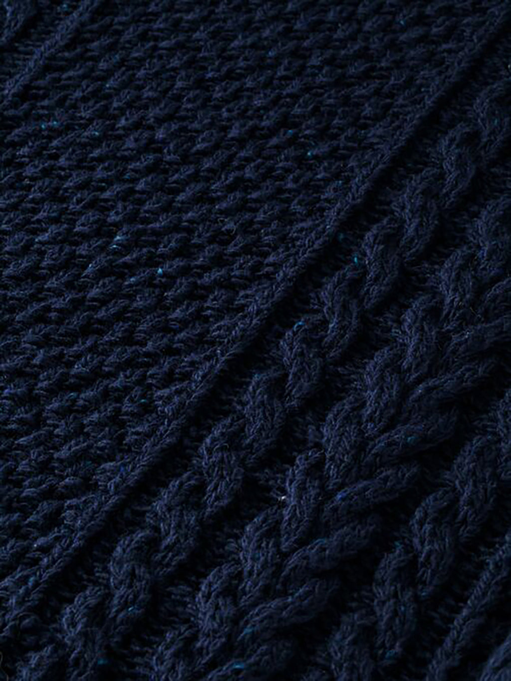 SAS CABLE KNIT