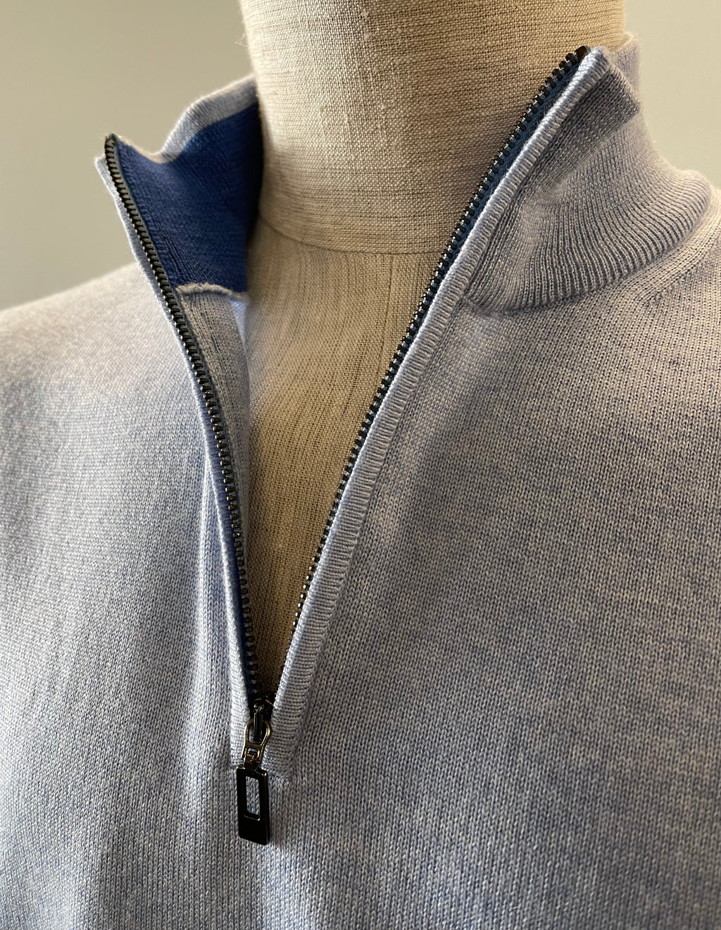 WOOL MOCK ZIP KNIT