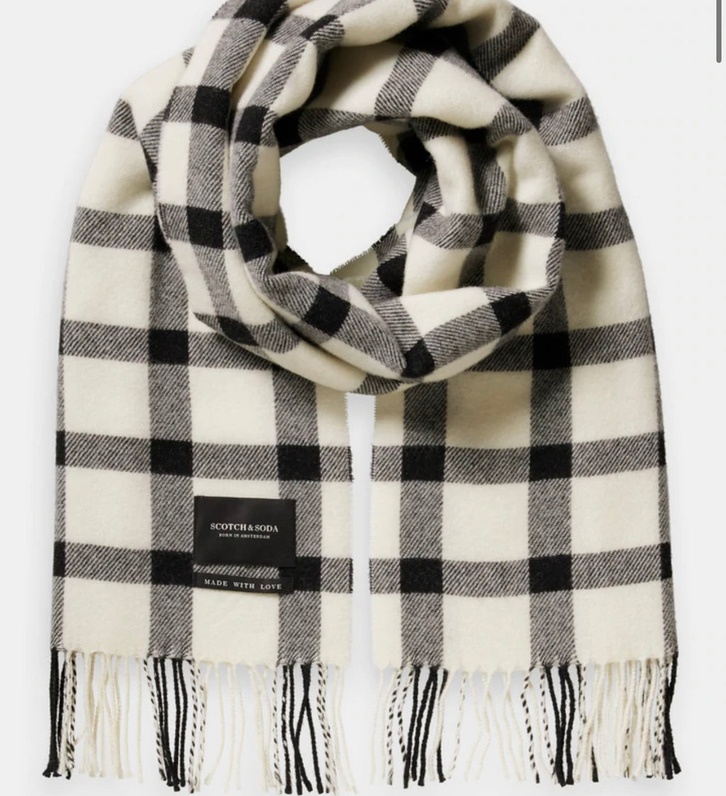 SAS FRINGED WOOL SCARF