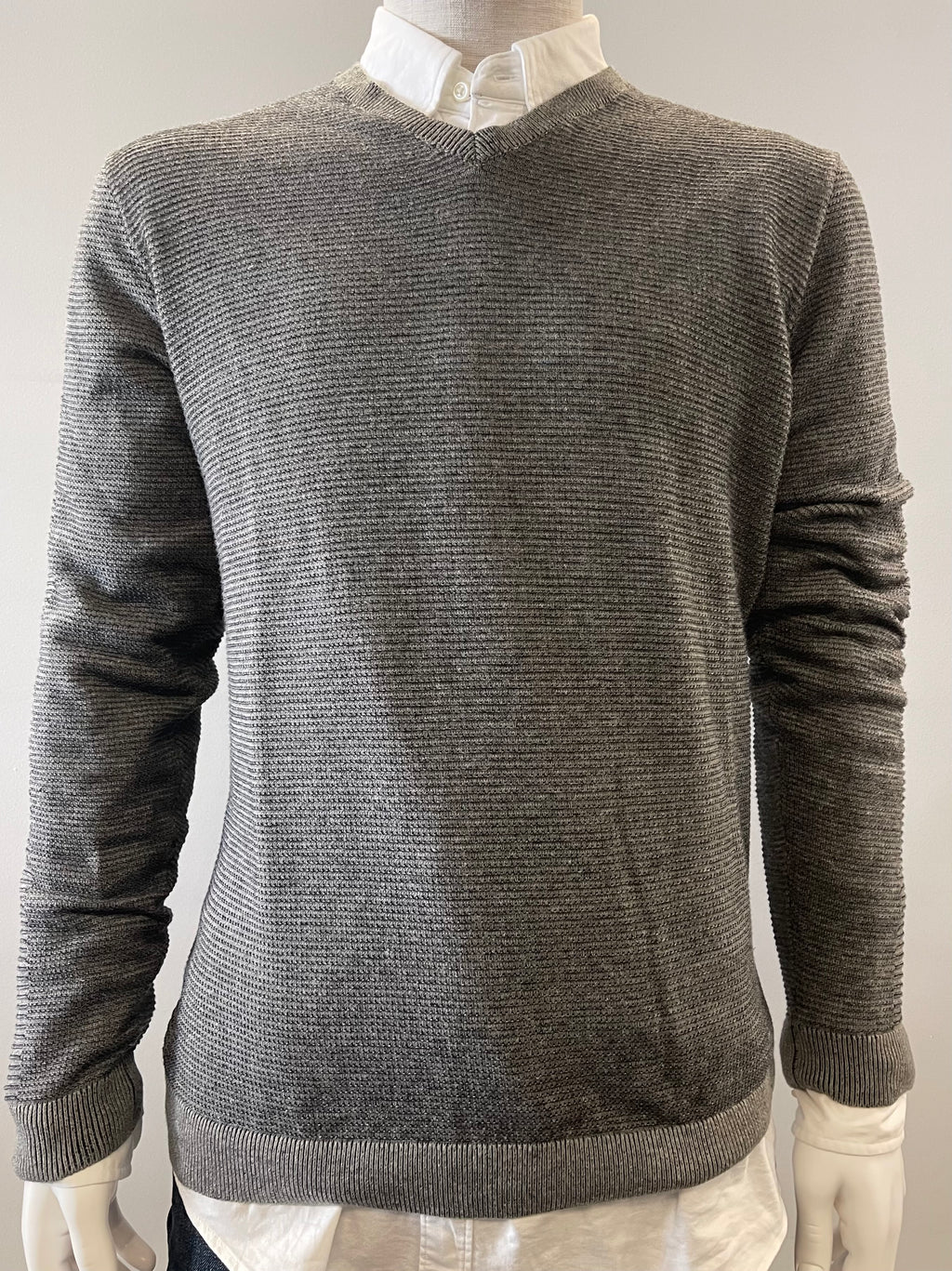 VNECK KNIT