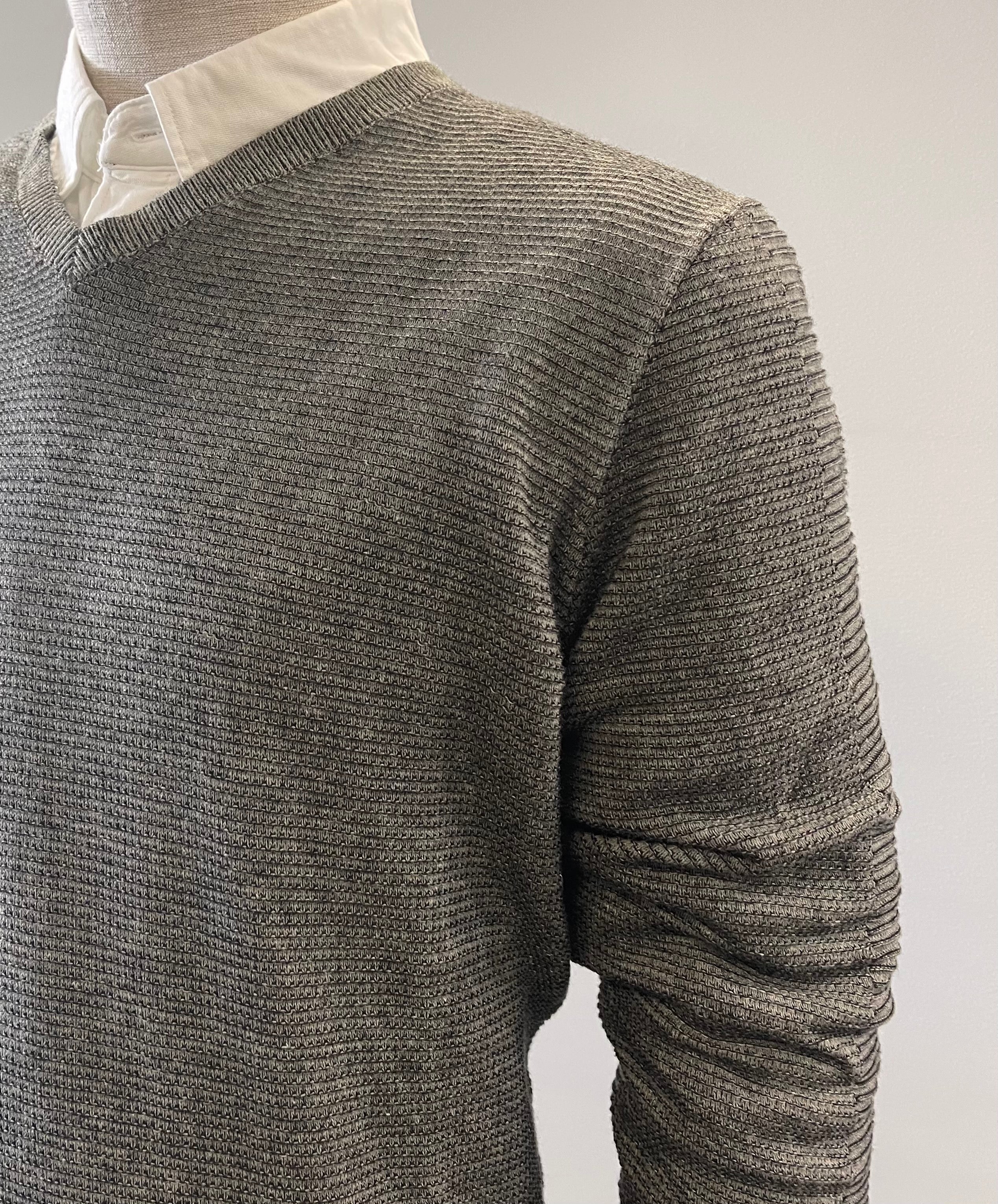 VNECK KNIT