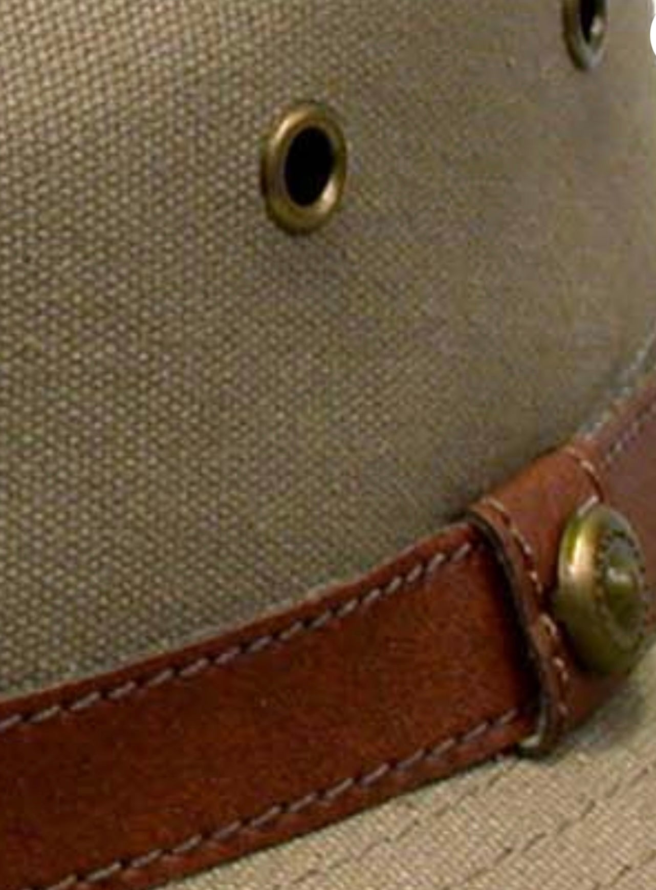 CANVAS BLOCKED HAT