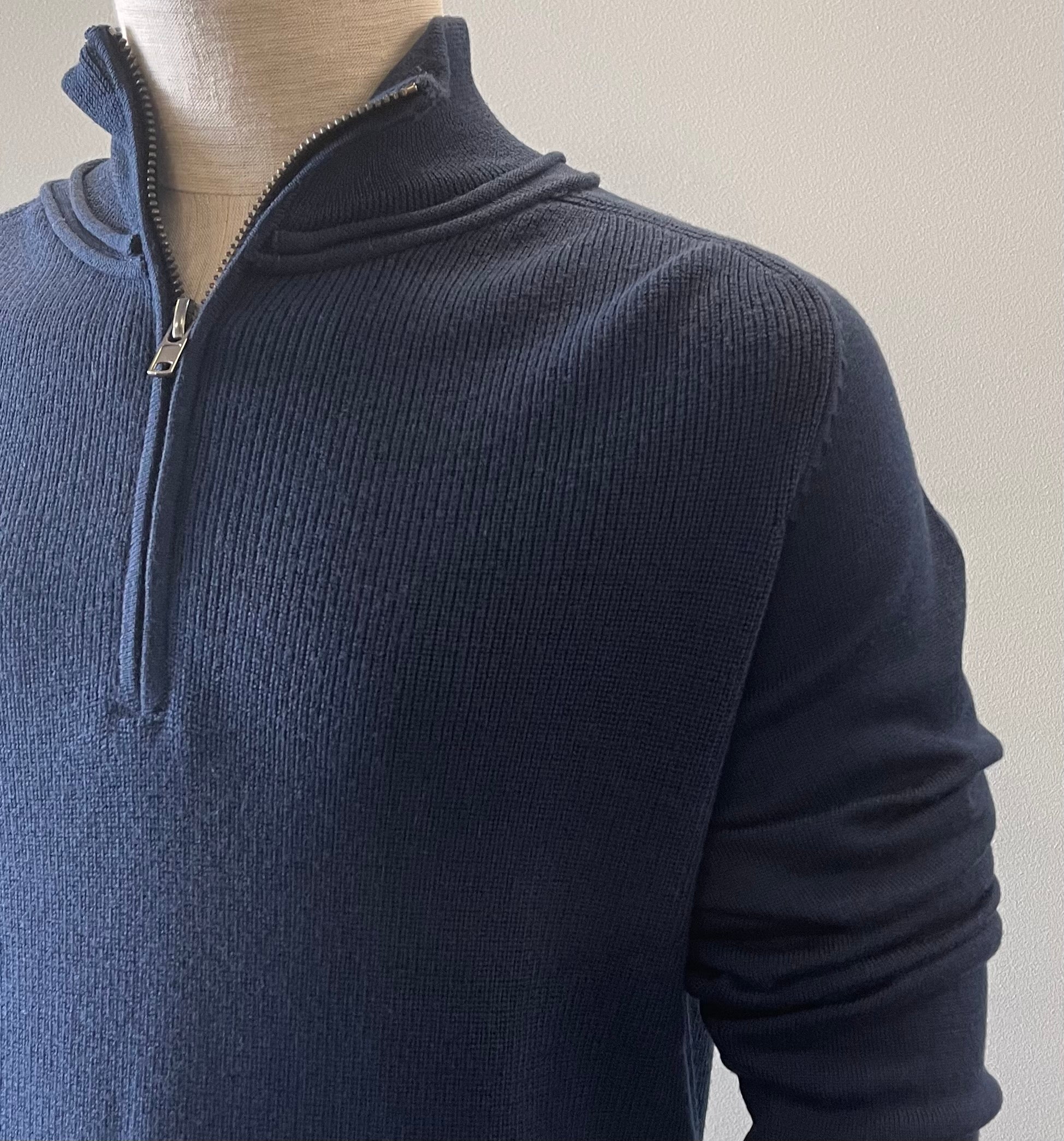 WOOL ZIP KNIT
