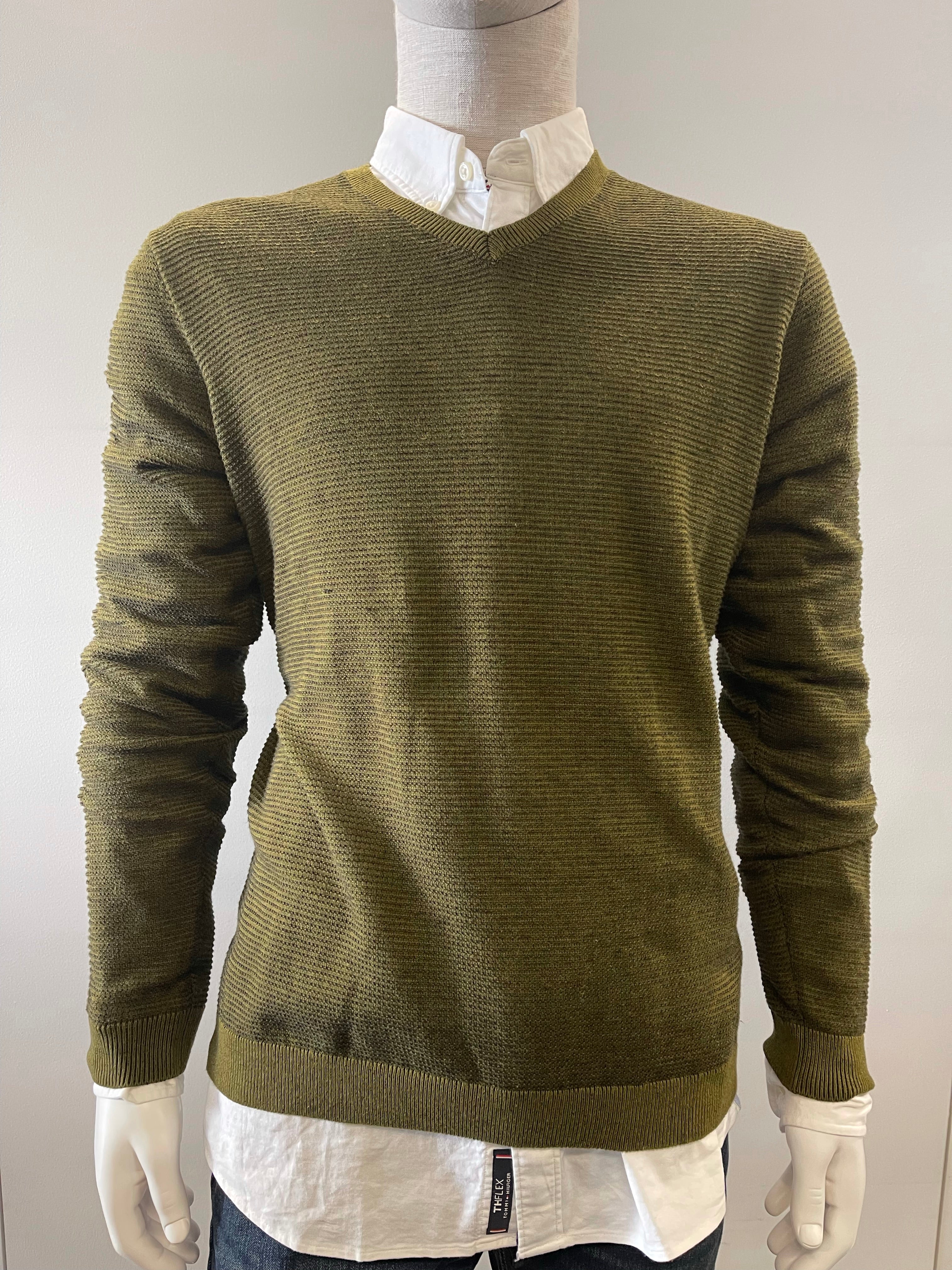 VNECK KNIT